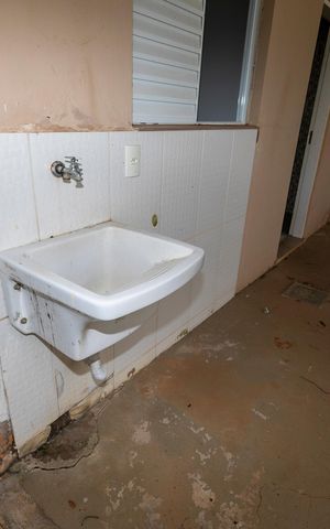 Casa de condomínio para alugar com 100m², 1 quarto e 4 vagasQUINTAL + ÁREA DE SERVIÇO