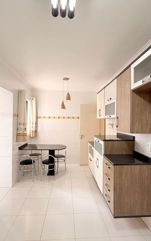 Apartamento para alugar com 96m², 3 quartos e 2 vagasCozinha