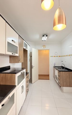 Apartamento para alugar com 96m², 3 quartos e 2 vagasCozinha
