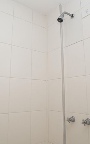 Apartamento para alugar com 74m², 3 quartos e sem vaga Apartamento para alugar com 74m², 3 quartos e sem vagaBanheiro