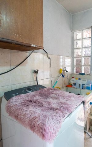 Casa para alugar com 150m², 2 quartos e 2 vagas Casa para alugar com 150m², 2 quartos e 2 vagasÁrea de Serviço