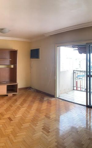 Apartamento à venda com 175m², 3 quartos e 1 vaga Apartamento à venda com 175m², 3 quartos e 1 vagaSala