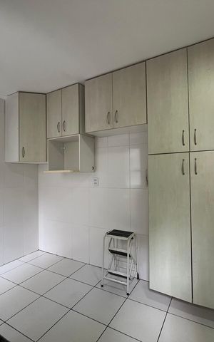 Apartamento para alugar com 62m², 3 quartos e 1 vagaCozinha - Armários