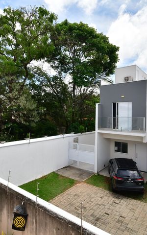 Casa de condomínio à venda com 65m², 2 quartos e 1 vagaSala - Vista