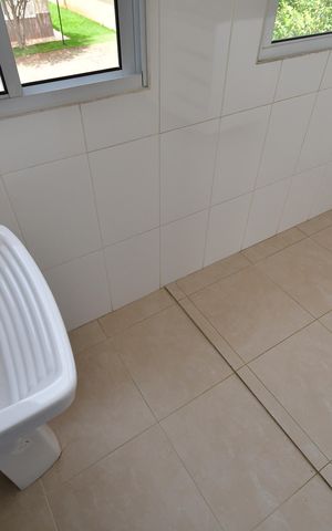 Casa de condomínio à venda com 65m², 2 quartos e 1 vagaÁrea de Serviço