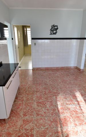 Casa para alugar com 150m², 3 quartos e 2 vagasCozinha