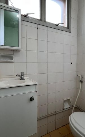 Apartamento para alugar com 100m², 2 quartos e 1 vaga Apartamento para alugar com 100m², 2 quartos e 1 vagaBanheiro de serviço