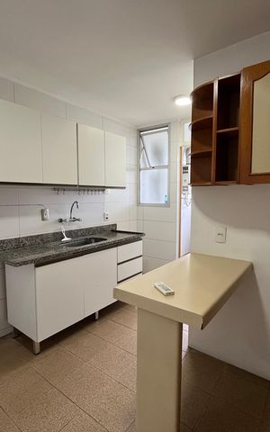 Apartamento para alugar com 100m², 2 quartos e 1 vaga Apartamento para alugar com 100m², 2 quartos e 1 vagaCozinha