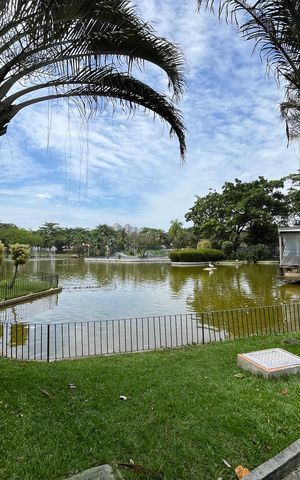Apartamento para alugar com 100m², 2 quartos e 1 vaga Apartamento para alugar com 100m², 2 quartos e 1 vagaLago