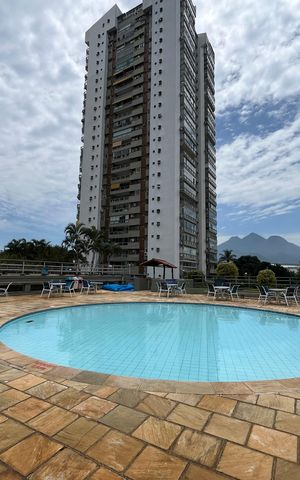 Apartamento para alugar com 100m², 2 quartos e 1 vaga Apartamento para alugar com 100m², 2 quartos e 1 vagaÁrea comum - Piscina