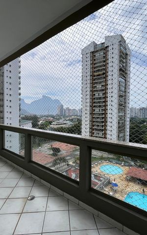 Apartamento para alugar com 100m², 2 quartos e 1 vaga Apartamento para alugar com 100m², 2 quartos e 1 vagaVaranda