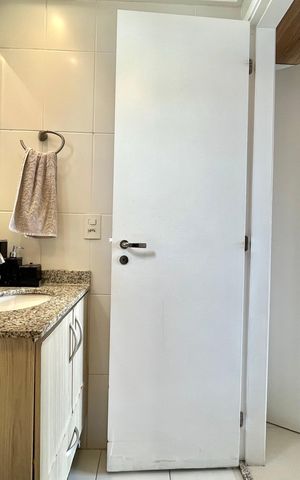 Apartamento à venda com 71m², 2 quartos e 1 vagaBanheiro da Suíte