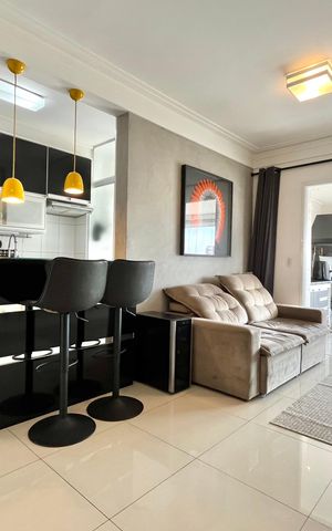 Apartamento à venda com 71m², 2 quartos e 1 vagaSala