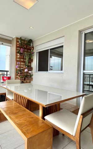 Apartamento à venda com 71m², 2 quartos e 1 vagaVaranda