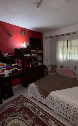 Casa à venda com 335m², 3 quartos e 2 vagas Casa à venda com 335m², 3 quartos e 2 vagasQuarto 2