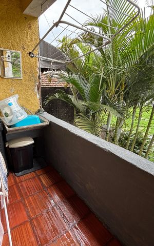 Casa à venda com 335m², 3 quartos e 2 vagas Casa à venda com 335m², 3 quartos e 2 vagasÁrea de serviço