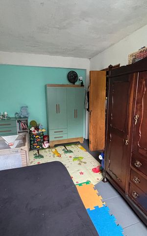 Casa à venda com 335m², 3 quartos e 2 vagas Casa à venda com 335m², 3 quartos e 2 vagasQuarto 3