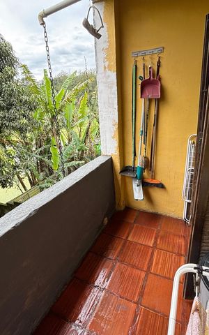 Casa à venda com 335m², 3 quartos e 2 vagas Casa à venda com 335m², 3 quartos e 2 vagasÁrea de serviço
