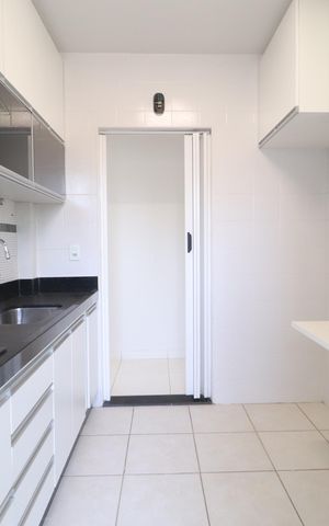 Apartamento para alugar com 76m², 2 quartos e 2 vagasCozinha