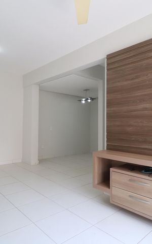Apartamento para alugar com 76m², 2 quartos e 2 vagasSala