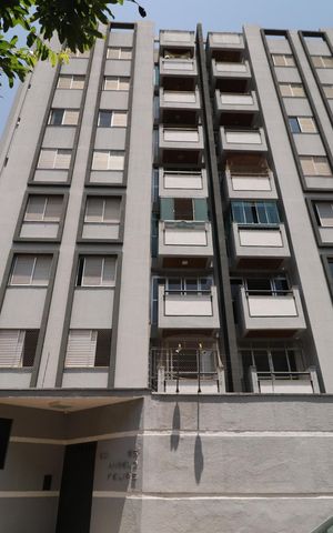 Apartamento para alugar com 76m², 2 quartos e 2 vagasFachada
