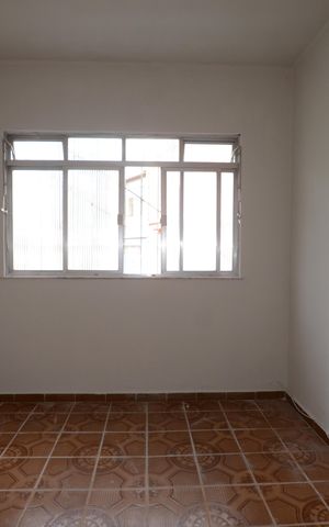 Casa para alugar com 100m², 2 quartos e sem vaga Sala