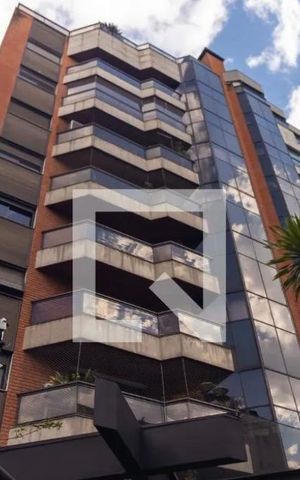 Apartamento à venda com 178m², 3 quartos e 3 vagas