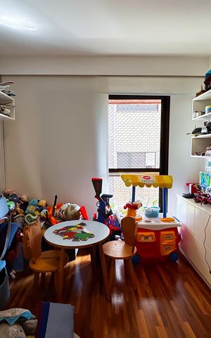 Apartamento à venda com 178m², 3 quartos e 3 vagas