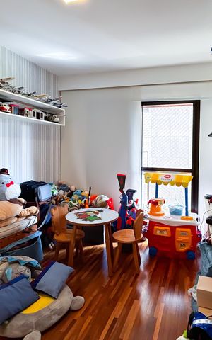Apartamento à venda com 178m², 3 quartos e 3 vagas