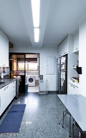 Apartamento à venda com 178m², 3 quartos e 3 vagas