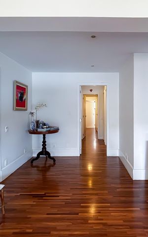 Apartamento à venda com 178m², 3 quartos e 3 vagas