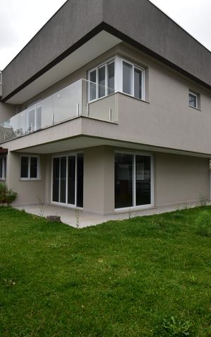 Casa de condomínio para alugar com 411m², 4 quartos e 3 vagasQuital