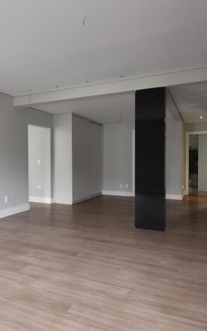 Casa de condomínio para alugar com 411m², 4 quartos e 3 vagasSala 2
