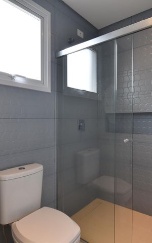 Casa de condomínio para alugar com 411m², 4 quartos e 3 vagasBanheiro Suíte 2