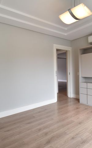 Casa de condomínio para alugar com 411m², 4 quartos e 3 vagasSuíte 4