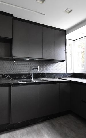 Casa de condomínio para alugar com 411m², 4 quartos e 3 vagasCozinha