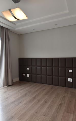 Casa de condomínio para alugar com 411m², 4 quartos e 3 vagasSuíte 4