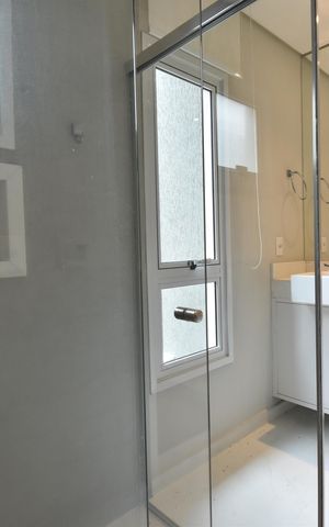 Casa de condomínio para alugar com 411m², 4 quartos e 3 vagasBanheiro Suíte 4