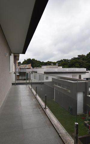 Casa de condomínio para alugar com 411m², 4 quartos e 3 vagasVaranda Suíte 1