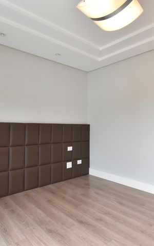 Casa de condomínio para alugar com 411m², 4 quartos e 3 vagasSuíte 4