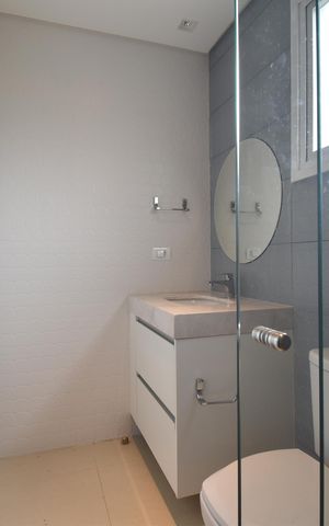 Casa de condomínio para alugar com 411m², 4 quartos e 3 vagasBanheiro Suíte 2