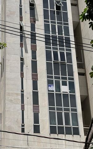 Apartamento para alugar com 92m², 1 quarto e 1 vagaFachada com Plaquinha
