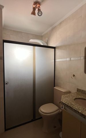 Apartamento para alugar com 136m², 3 quartos e 3 vagasBanheiro