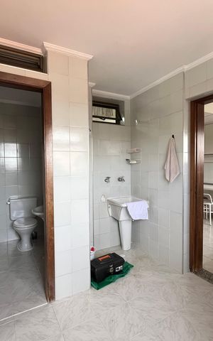 Apartamento para alugar com 136m², 3 quartos e 3 vagasÁrea de Serviço e Banheiro