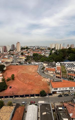 Apartamento para alugar com 136m², 3 quartos e 3 vagasQuarto de Serviço - Vista