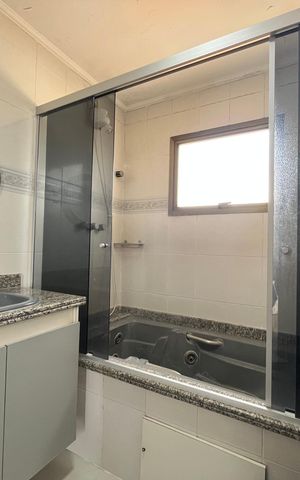 Apartamento para alugar com 136m², 3 quartos e 3 vagasBanheiro da Suíte