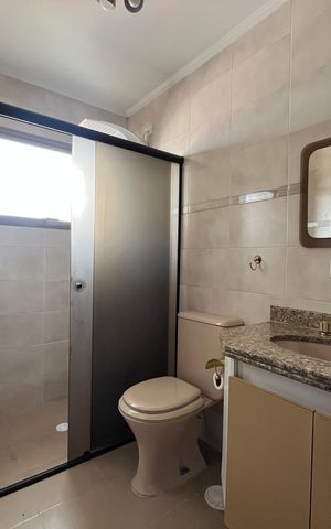 Apartamento para alugar com 136m², 3 quartos e 3 vagasBanheiro