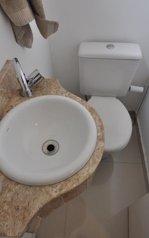 Casa de condomínio à venda com 60m², 2 quartos e 2 vagasc