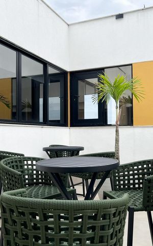 Studio para alugar com 25m², 1 quarto e 1 vaga Studio para alugar com 25m², 1 quarto e 1 vagaÁrea comum - Piscina