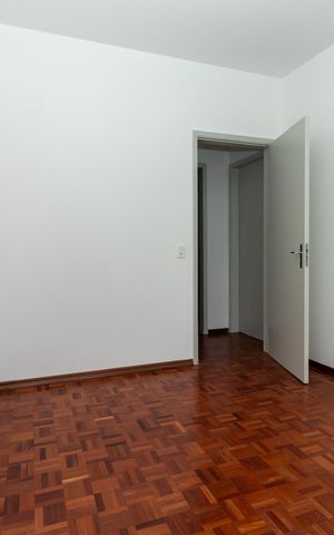 Apartamento para alugar com 76m², 2 quartos e 2 vagasQuarto